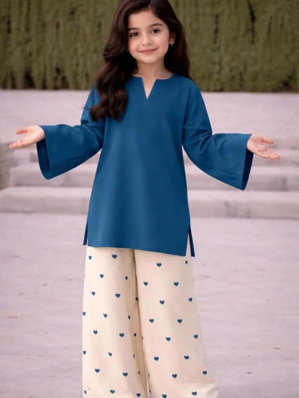Sleeves dress